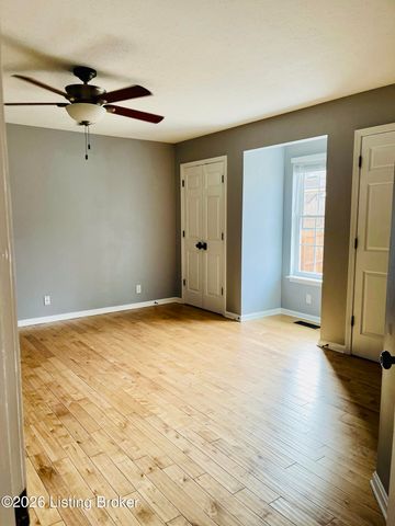 5112 Silverton Ln, Louisville, KY 40241