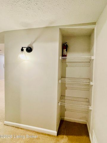 5112 Silverton Ln, Louisville, KY 40241