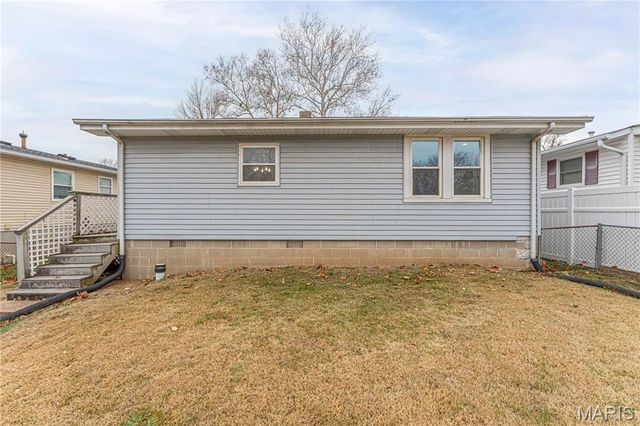 3816 Midview Avenue, Bridgeton, MO 63044