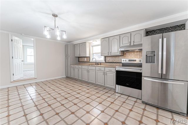 3816 Midview Avenue, Bridgeton, MO 63044