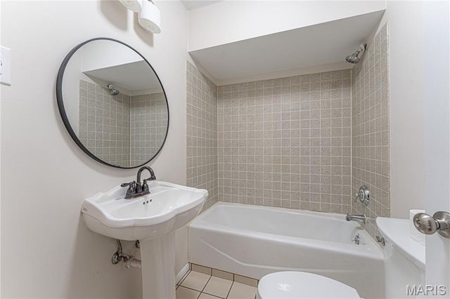 3816 Midview Avenue, Bridgeton, MO 63044