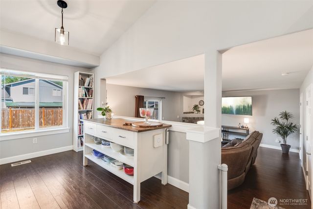 17826 68th Avenue E, Puyallup, WA 98375