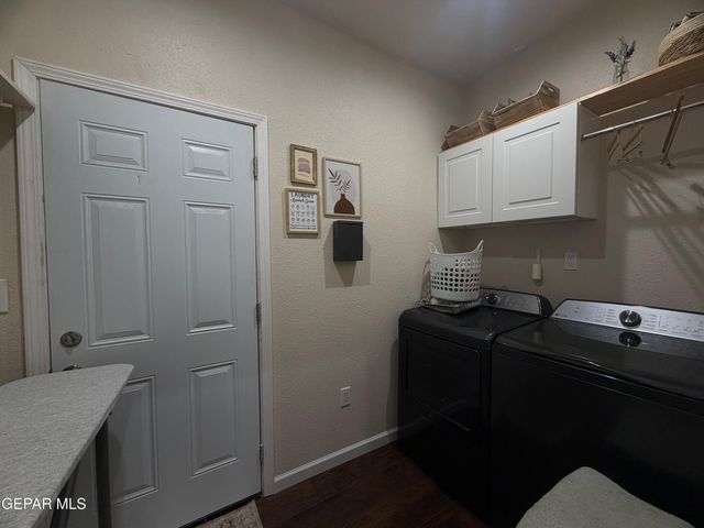 270 FLOR AMARILLA Avenue, Socorro, TX 79927