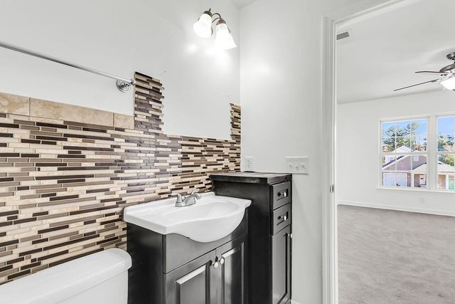 3033 Kinswood Lane, Ladson, SC 29456