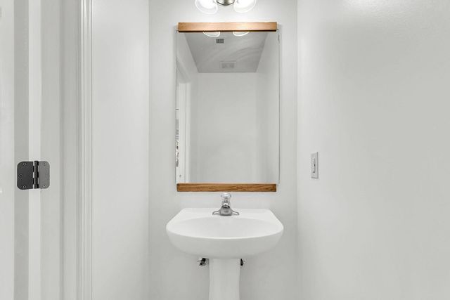 3033 Kinswood Lane, Ladson, SC 29456