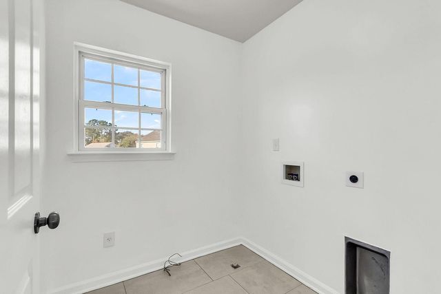 3033 Kinswood Lane, Ladson, SC 29456