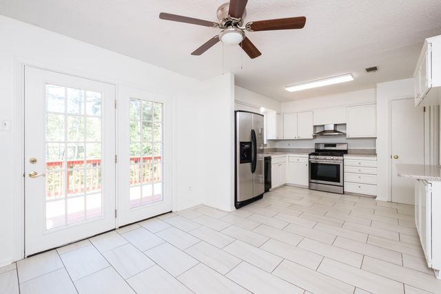 24 Kingspark Road, Little Rock, AR 72227