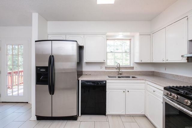 24 Kingspark Road, Little Rock, AR 72227