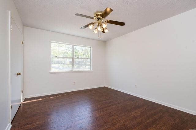 24 Kingspark Road, Little Rock, AR 72227