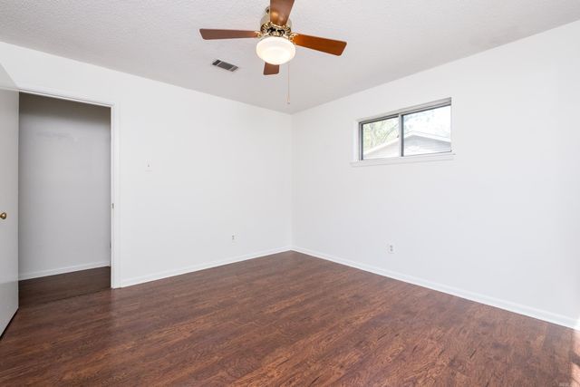 24 Kingspark Road, Little Rock, AR 72227