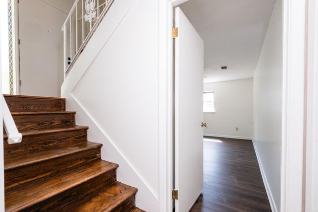 24 Kingspark Road, Little Rock, AR 72227