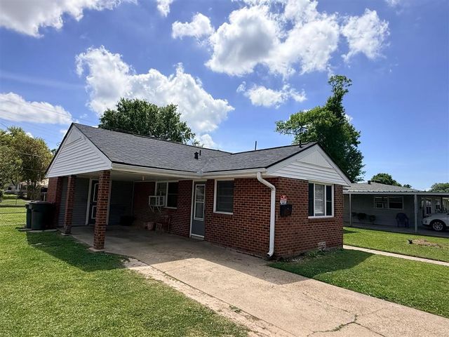 3601 Taylor Street, Lake Charles, LA 70607