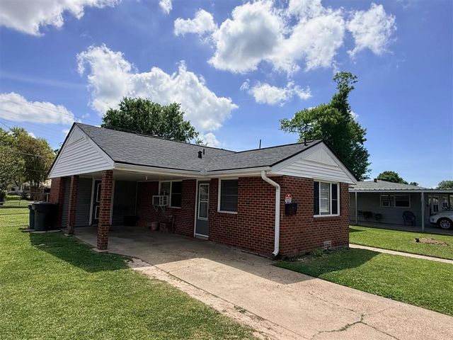 3601 Taylor Street, Lake Charles, LA 70607