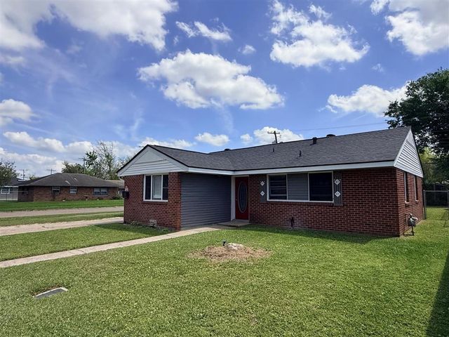 3601 Taylor Street, Lake Charles, LA 70607