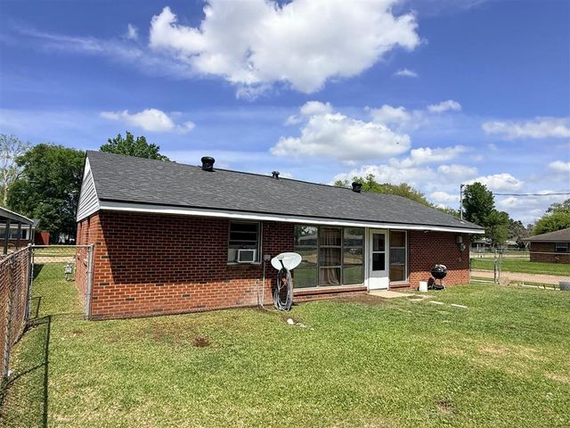 3601 Taylor Street, Lake Charles, LA 70607