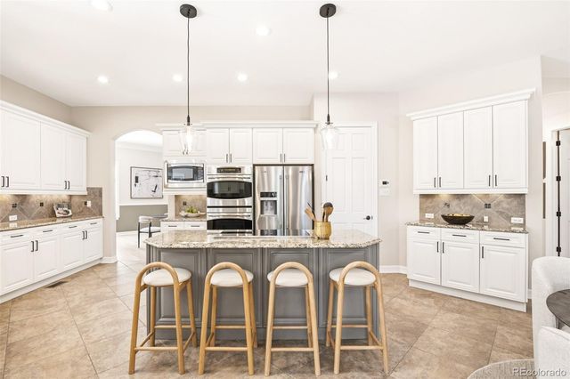 26746 E Peakview Drive, Aurora, CO 80016