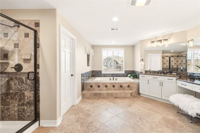 26746 E Peakview Drive, Aurora, CO 80016