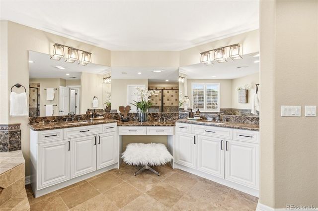 26746 E Peakview Drive, Aurora, CO 80016