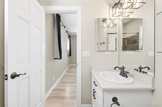 26746 E Peakview Drive, Aurora, CO 80016