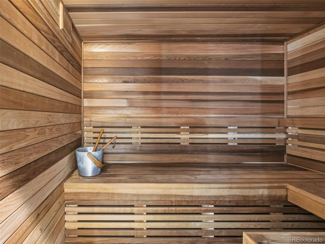 26746 E Peakview Drive, Aurora, CO 80016