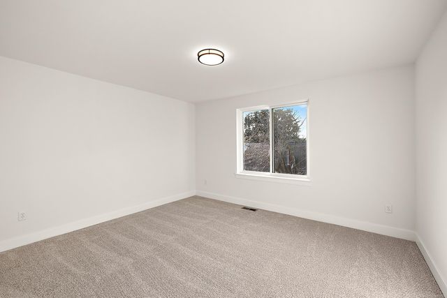 45396 Deneweth Street, Macomb Twp, MI 48042