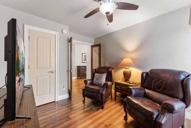 43 Tethered Vine Place, The Woodlands, TX 77382