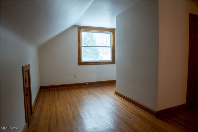 4216 State Road, New Franklin, OH 44319