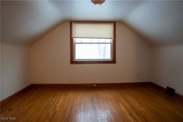 4216 State Road, New Franklin, OH 44319