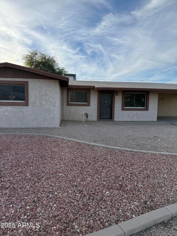 1320 S BECK Avenue, Tempe, AZ 85281