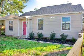 428 Van Molan Street, Houston, TX 77022
