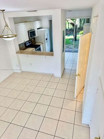 669 NW 42nd Avenue, Plantation, FL 33317