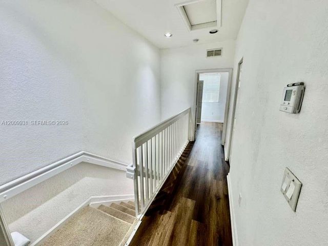 669 NW 42nd Avenue, Plantation, FL 33317