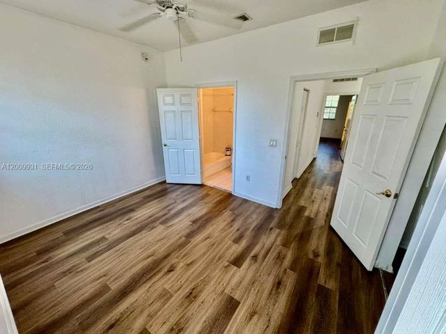 669 NW 42nd Avenue, Plantation, FL 33317