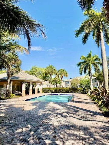 669 NW 42nd Avenue, Plantation, FL 33317