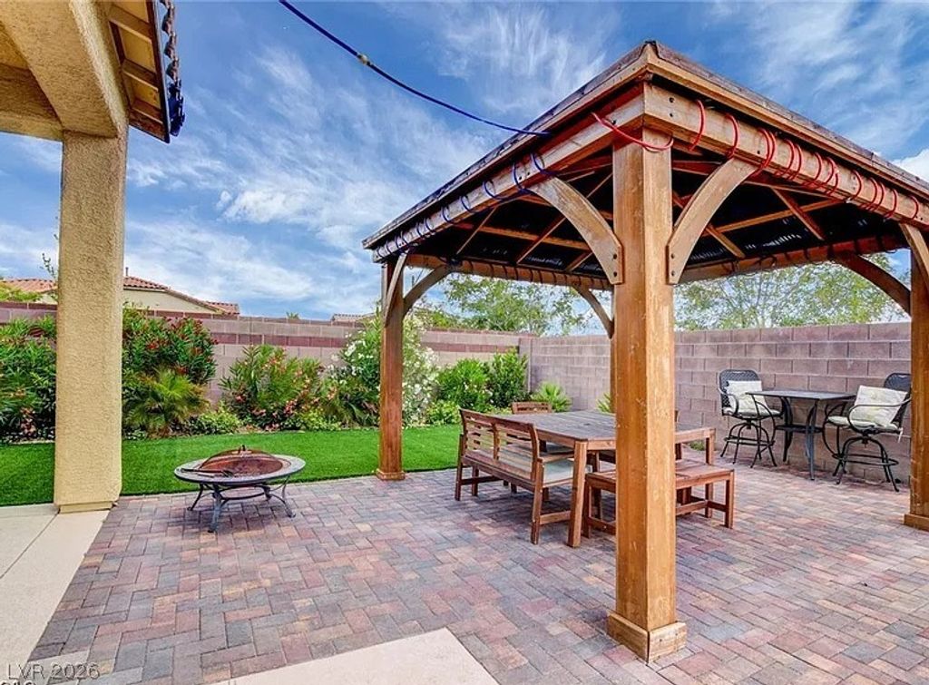9405 Artesian Oak Court, Las Vegas, NV 89149 — photo 2