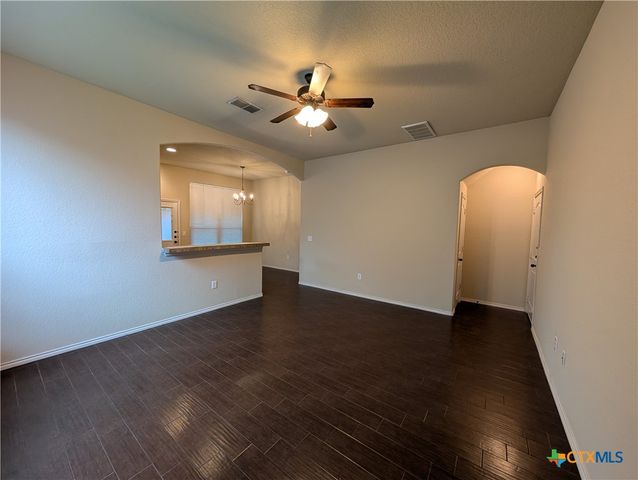 669 Creekside Circle, New Braunfels, TX 78130