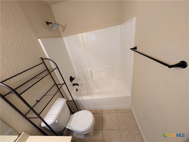 669 Creekside Circle, New Braunfels, TX 78130