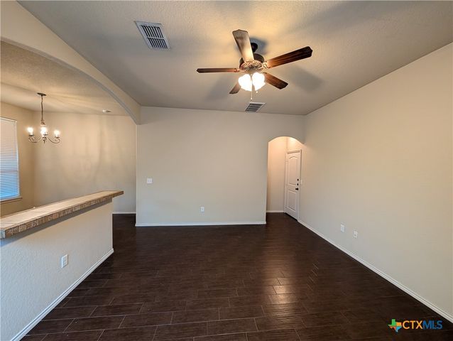 669 Creekside Circle, New Braunfels, TX 78130