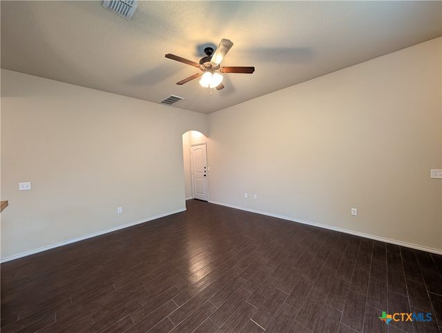 669 Creekside Circle, New Braunfels, TX 78130