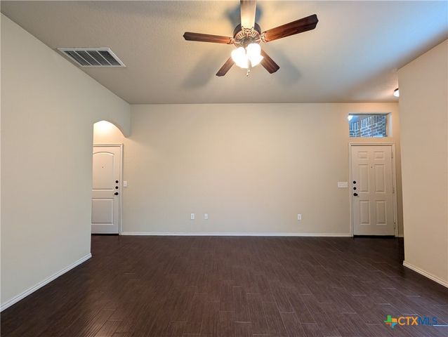 669 Creekside Circle, New Braunfels, TX 78130