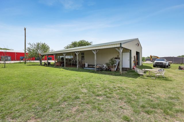 2011 Miller Road A, Melissa, TX 75454