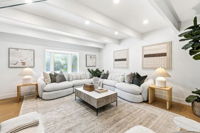 2331 Carmel Drive, Palo Alto, CA 94303