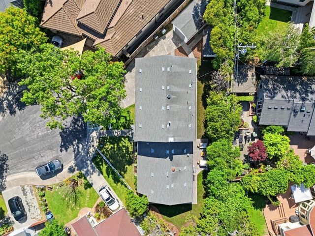 2331 Carmel Drive, Palo Alto, CA 94303