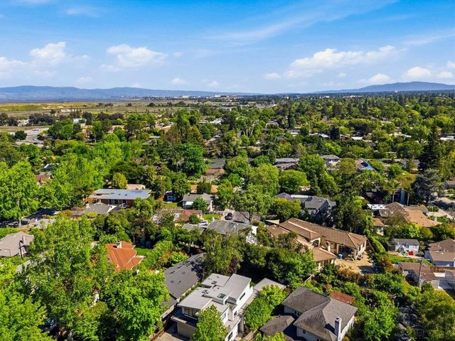 2331 Carmel Drive, Palo Alto, CA 94303