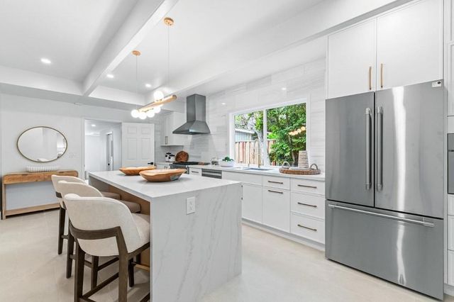 2331 Carmel Drive, Palo Alto, CA 94303