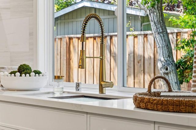 2331 Carmel Drive, Palo Alto, CA 94303