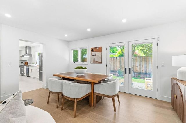 2331 Carmel Drive, Palo Alto, CA 94303