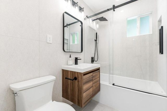 2331 Carmel Drive, Palo Alto, CA 94303