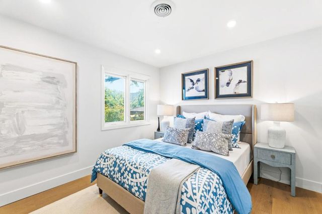 2331 Carmel Drive, Palo Alto, CA 94303