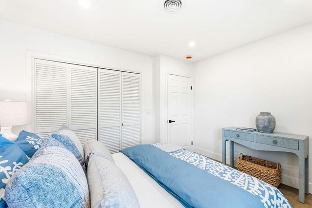 2331 Carmel Drive, Palo Alto, CA 94303